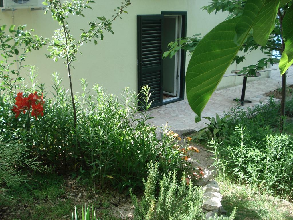 Apartments Smiljana Omiš Kültér fotó