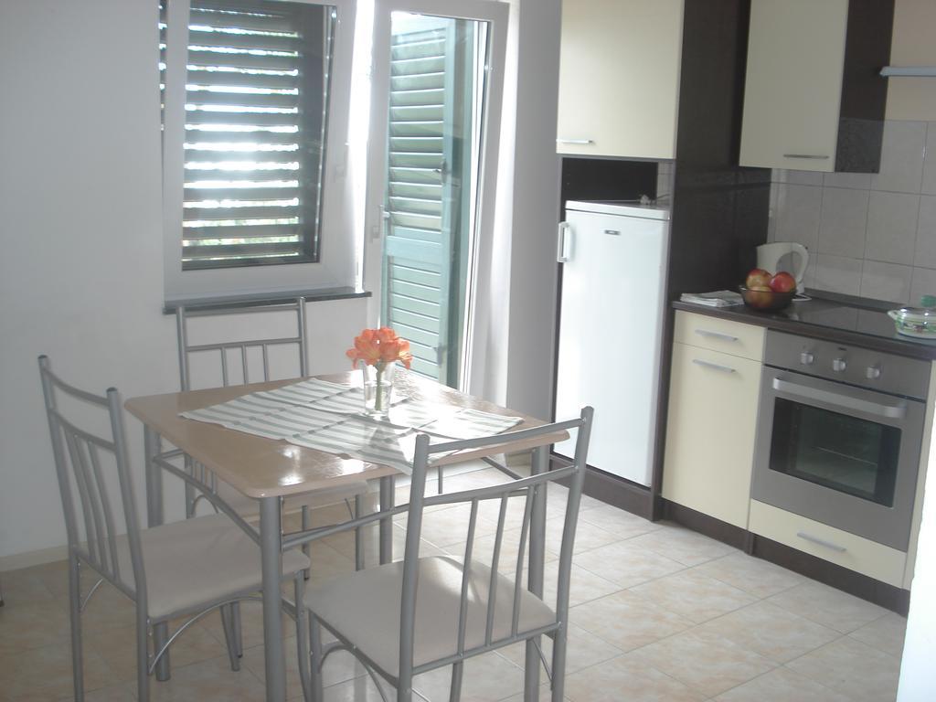 Apartments Smiljana Omiš Kültér fotó